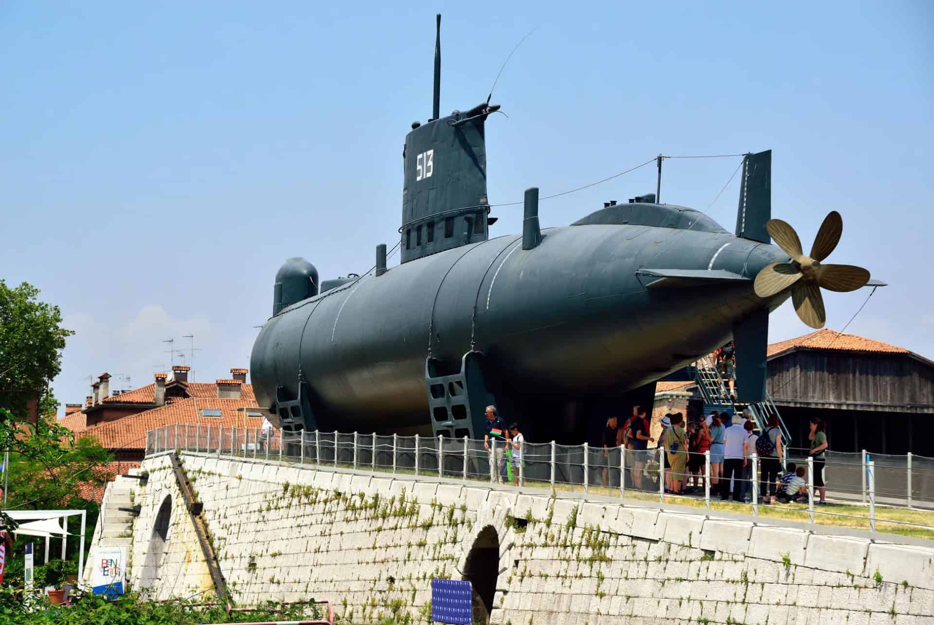 sous marin arsenal venise