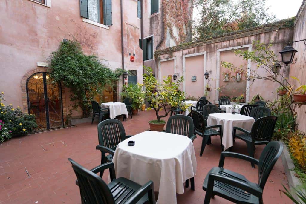 hotel tivoli