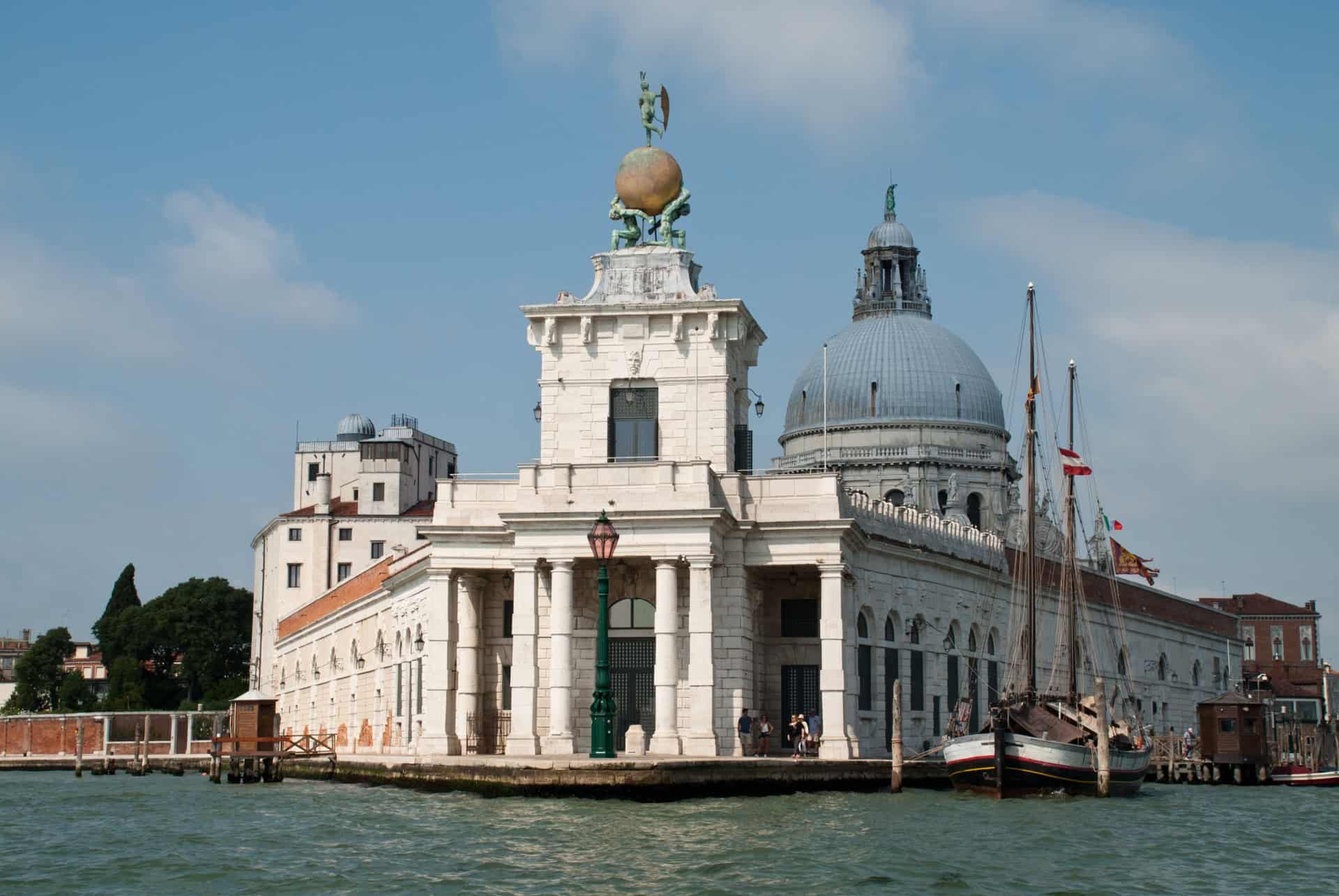punta della dogana que faire venise