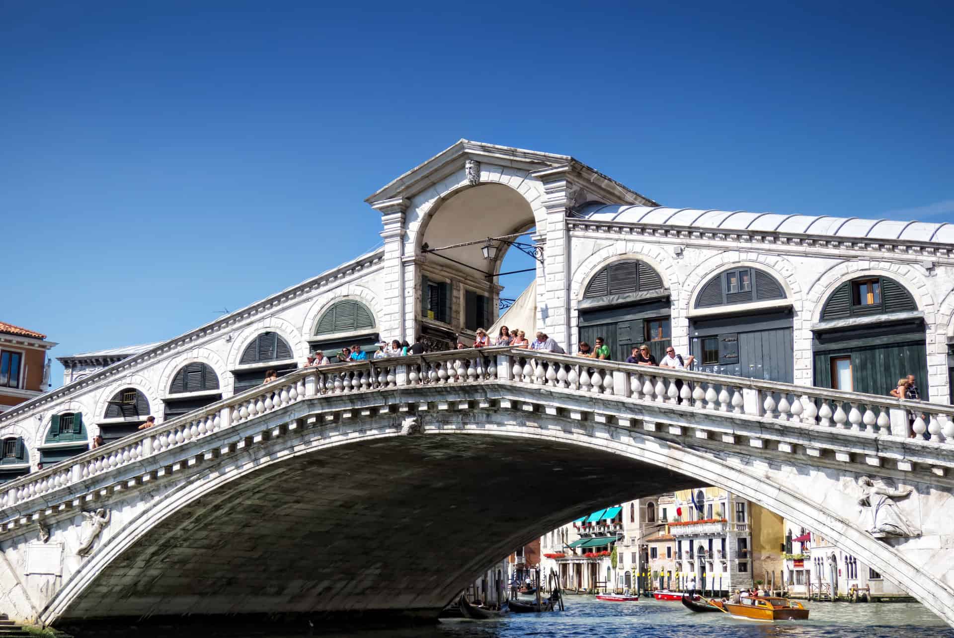 pont du rialto promenade