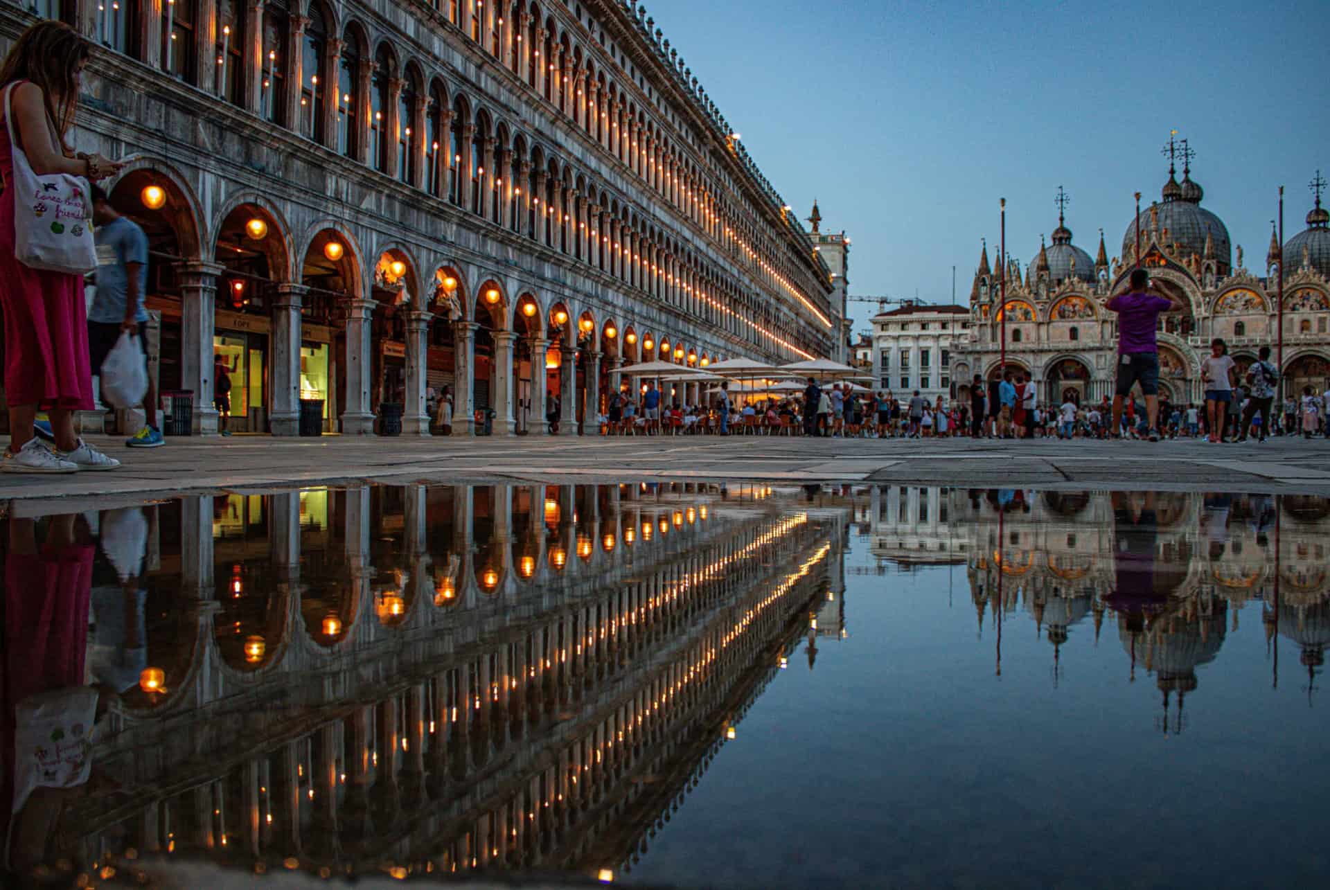 visiter piazza san marco de nuit