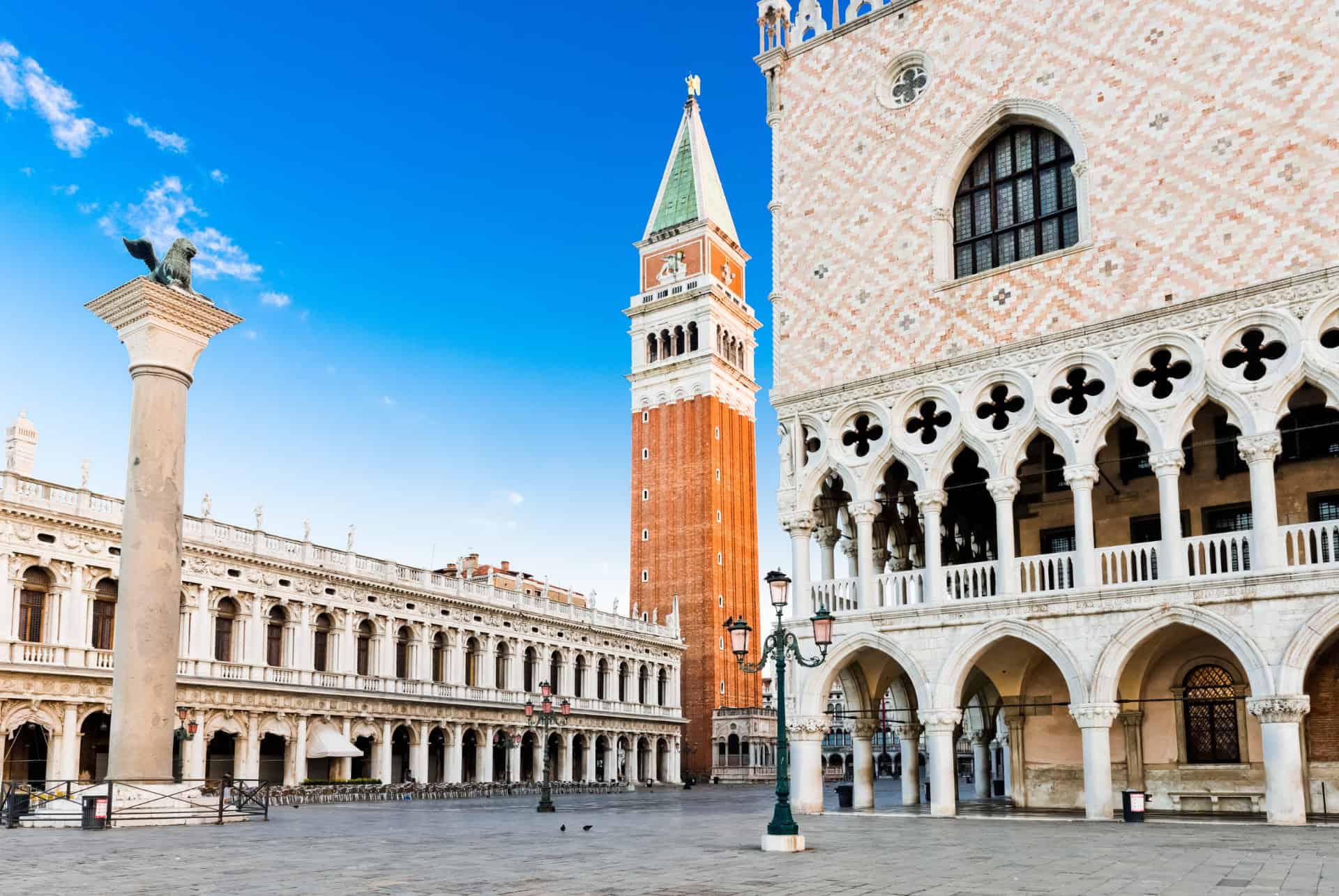 place saint marc et palais des doges a venise place saint marc et palais des doges a venise