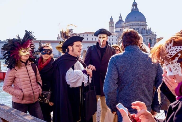 Visite des secrets du carnaval et de la vie de Casanova