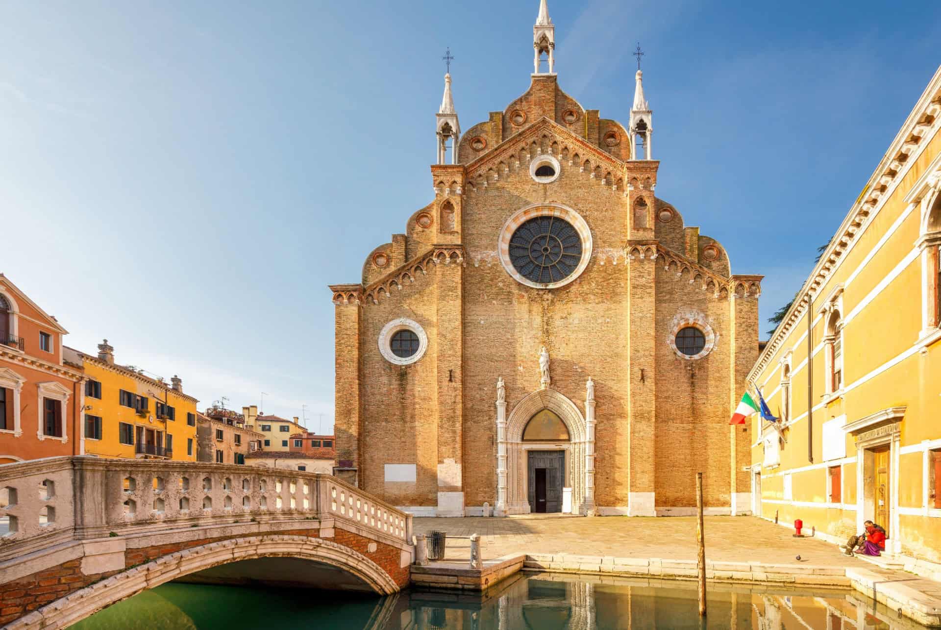 basilique di santa maria gloriosa dei frari