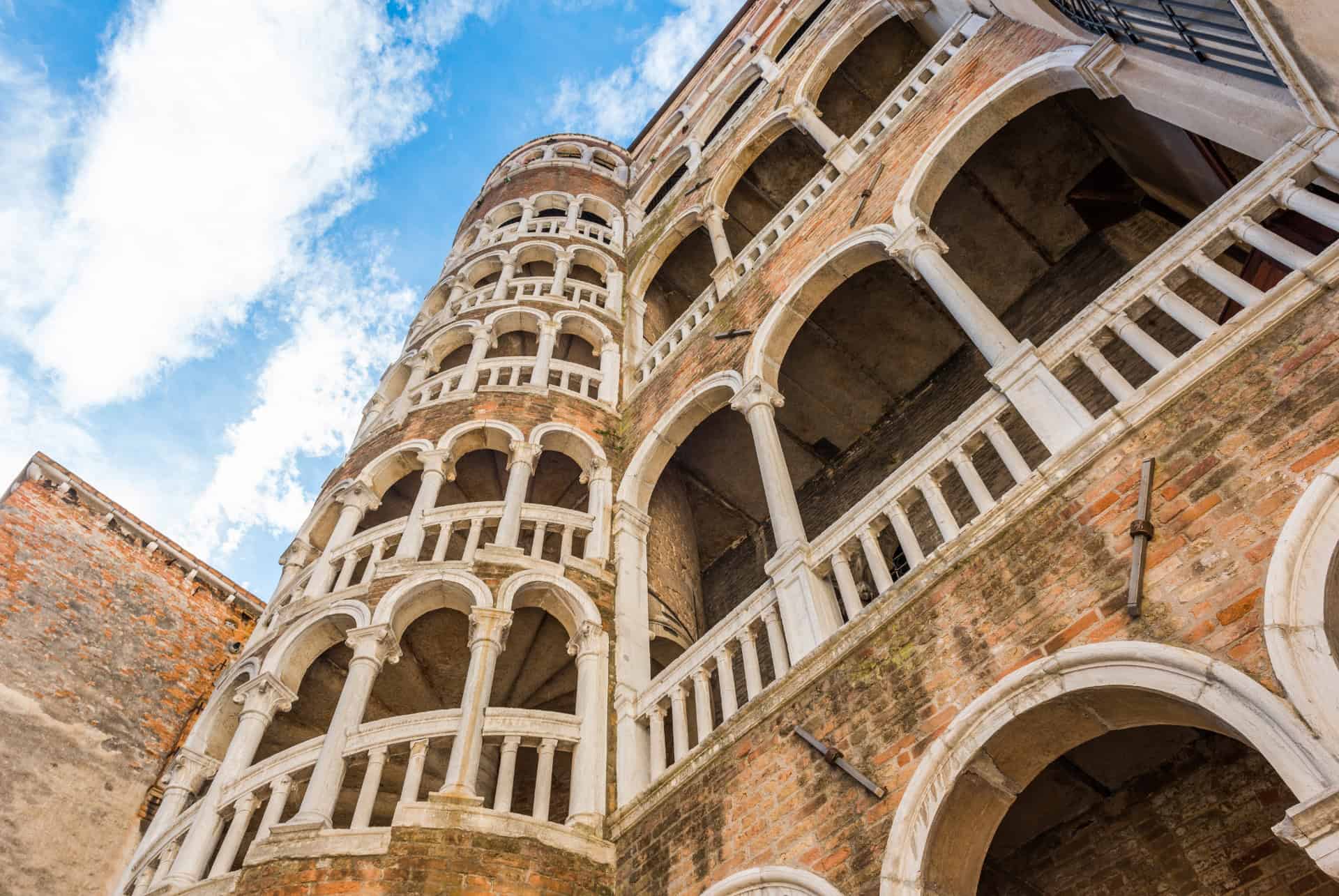 palais contarini del bovolo