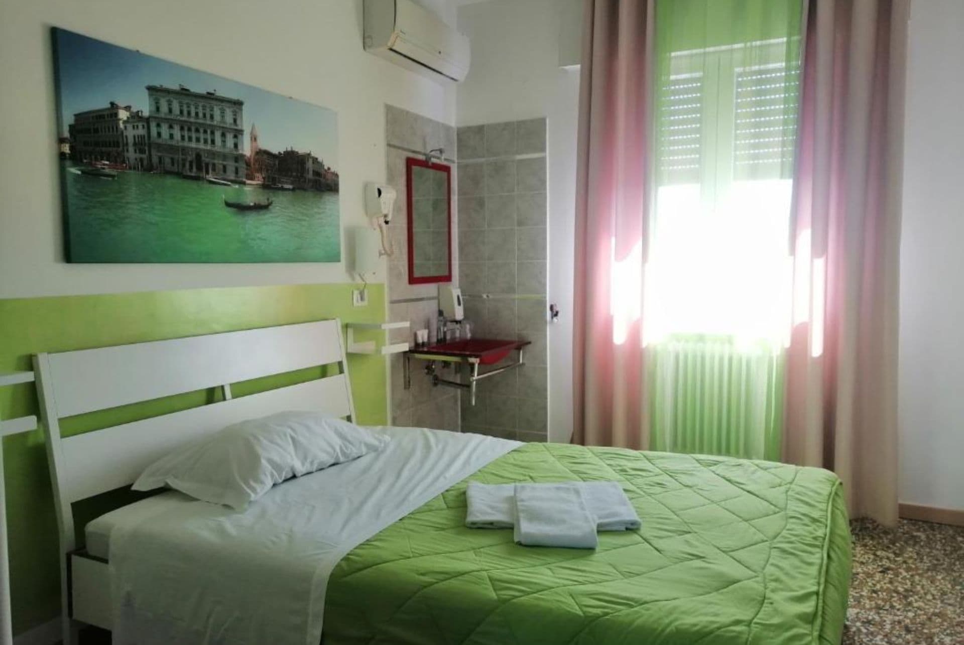 greencolors hotel